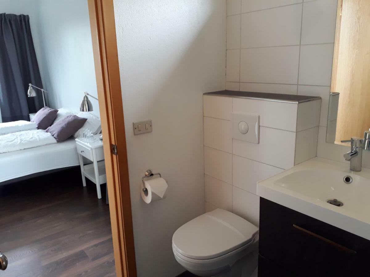 Guesthouse Geldingaholt Arnes  Exterior photo